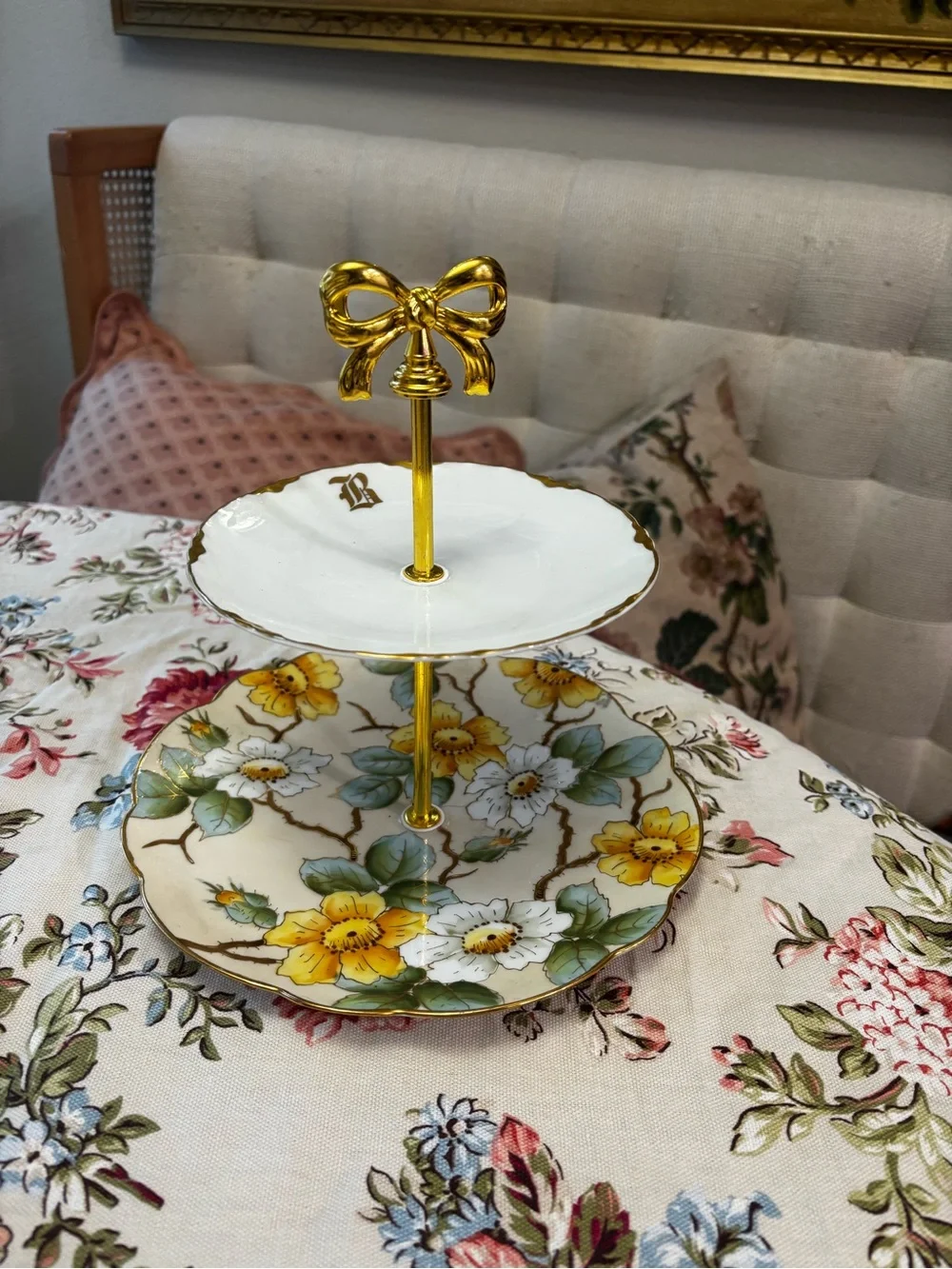 Two-Tier Floral Porcelain Serving Stand with Gold Trim - Yellow & White